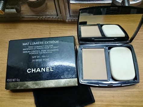 chanel mat lumiere compact review|Chanel Mat Lumiere Extreme .